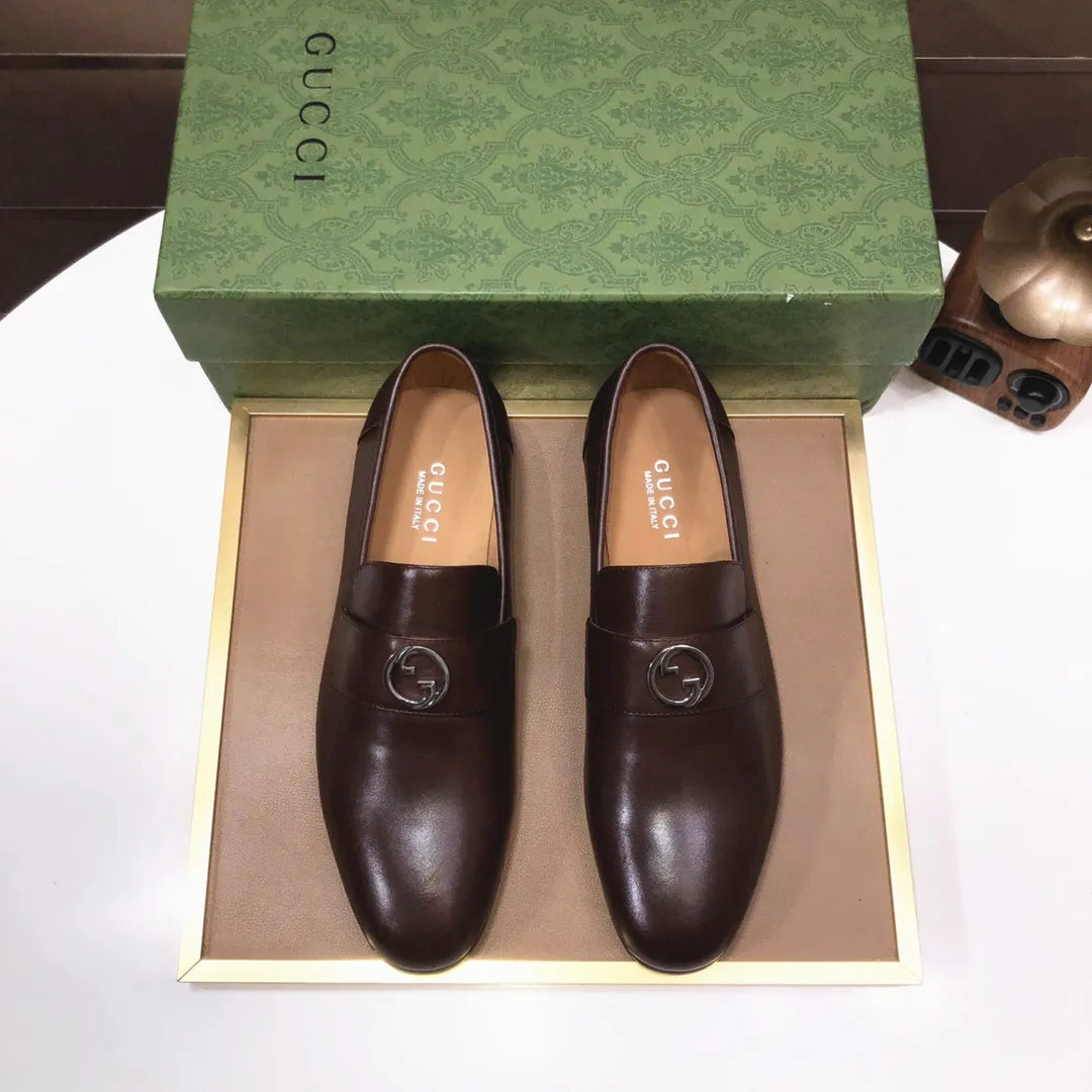 Men's shoes 💰580💰[GUCCI—Gucci] The latest high-end version of Gucci. Official website new model. Available at the same time at counters, the uppers are made of original cowhide imported from Italy/matched with the original special material splicing design concept; "highlight, high-end, grade, extravagance" and exquisite workmanship (original mesh fabric) sole: original factory special outsole size (38-45) (custom-made 45 non-returnable)